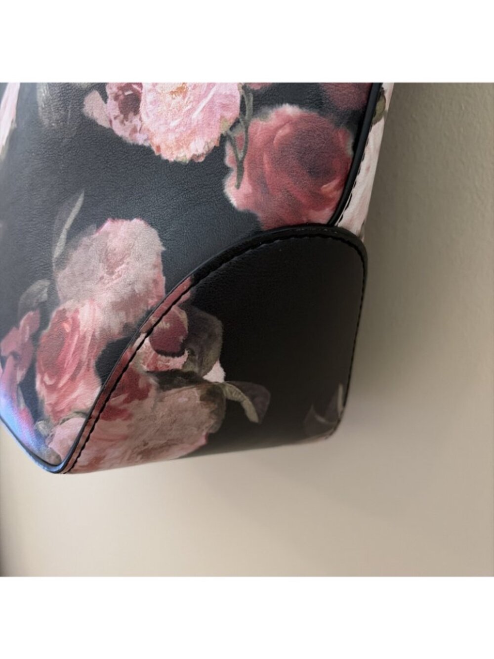 VTG Nine West Large Floral Tote Reana Floral Cabbage Rose Coated Canvas Lock - Picture 3 of 14